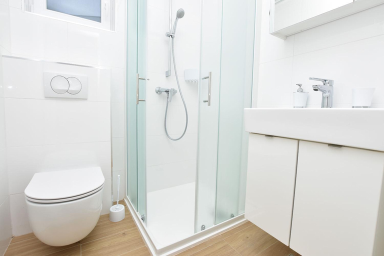Bathroom 1, Apartments Nina, Primošten