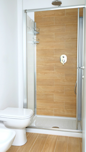 Bathroom 5, B&B I 10 Mondi, Milano