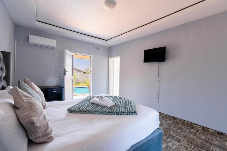 Bedroom 3, The Crescent Victoria Falls, Hwange