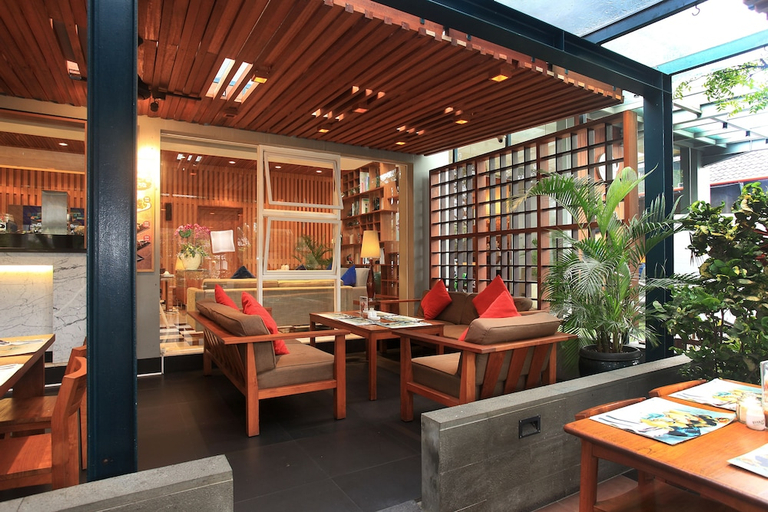 Food & Drinks 4, Ivory Hotel (ex Ivory by Ayola Hotel), Bandung