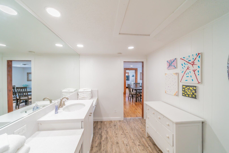 Bathroom 4, Cole Bin 3 Bedroom Home by RedAwning, Walton