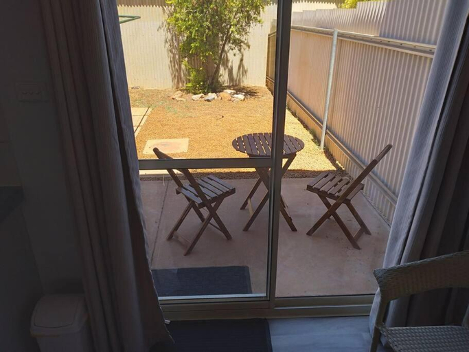 Others 5, Cosy 2 bedroom Unit in a secure gated complex, Kalgoorlie/Boulder