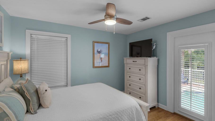 Bedroom 3, Classic Beach Home With Heated Private Pool - Sleeps 9, Walton