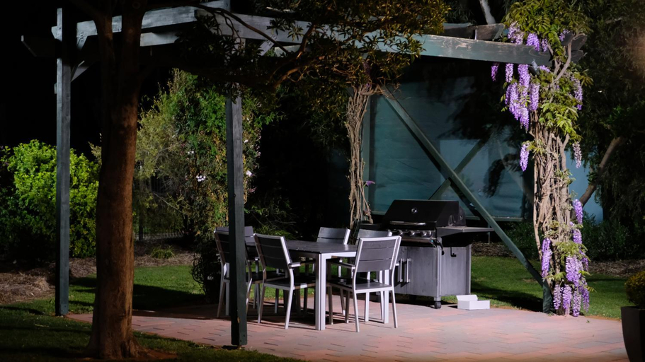 Food & Drinks 5, Loddon River Motel Kerang, Gannawarra