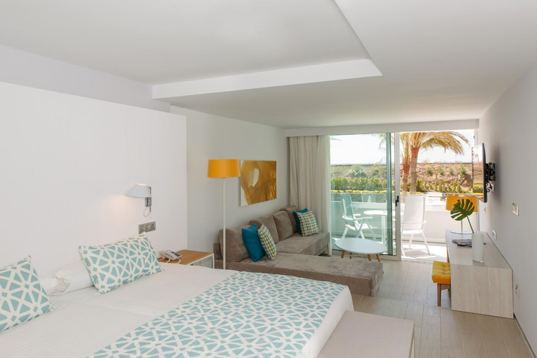 Bedroom 3, Santa Mónica Suites Hotel, Las Palmas