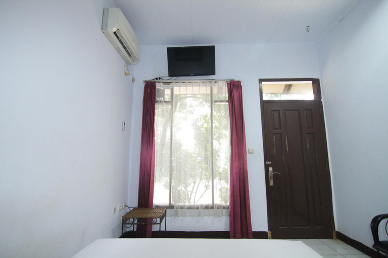 Bedroom 3, Grand Ciwareng Inn By Myhome Hospitality, Purwakarta