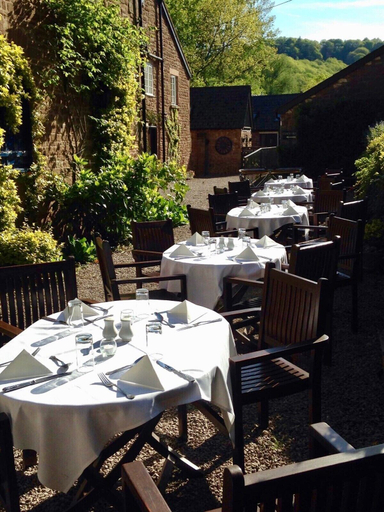 Food & Drinks 4, Chelsea Parkfields, Herefordshire