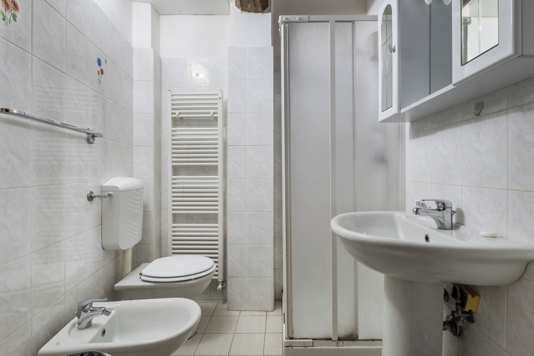 Bathroom, Casa alla Pinacoteca di Bologna by Wonderful Italy, Bologna