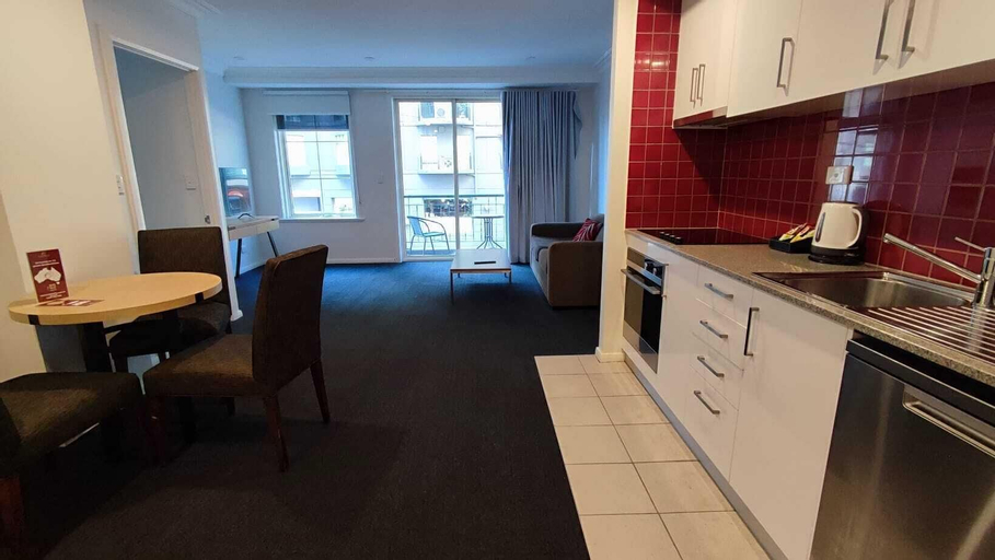 Dining Room 14