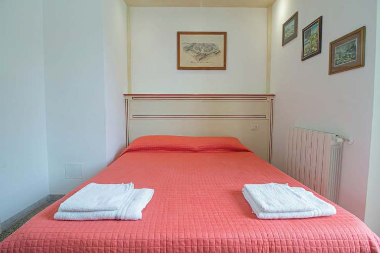 Bedroom 3, B&B Le Mura, Grosseto