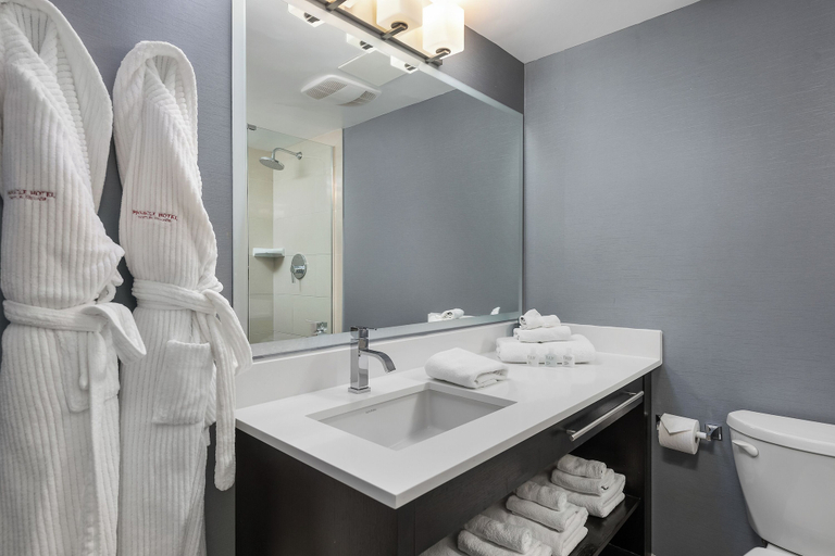 Bathroom 4, Pinnacle Hotel Whistler Village, Squamish-Lillooet