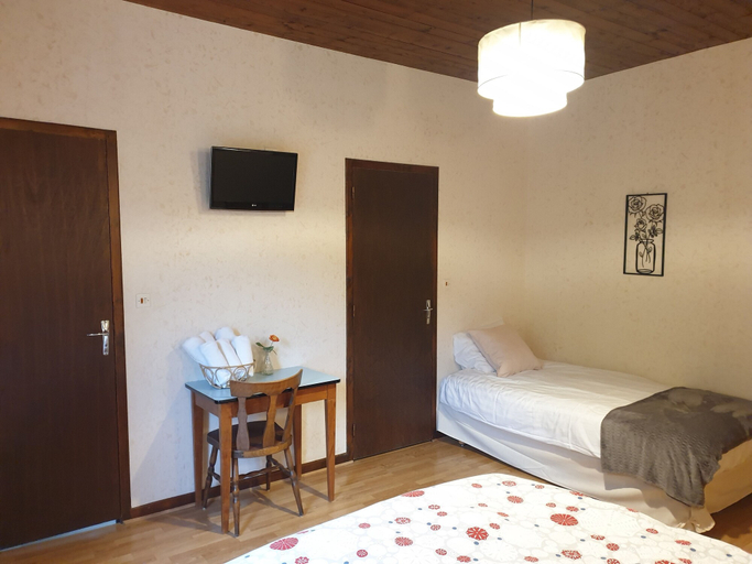 Bedroom 5, Aux Gorges du Dourdou, Aveyron