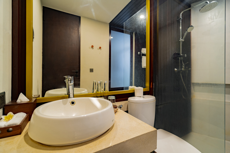 Bathroom 4