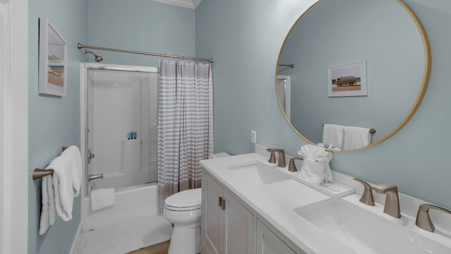 Bathroom 4, 3 Minutes to Beach - Community Pool - Classic Seagrove Home, Walton