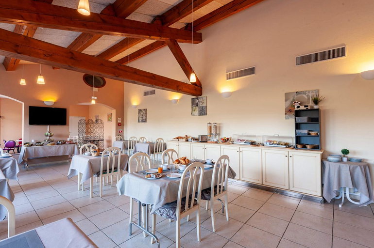 Food & Drinks 5, Residhotel Golf Grand Avignon, Vaucluse