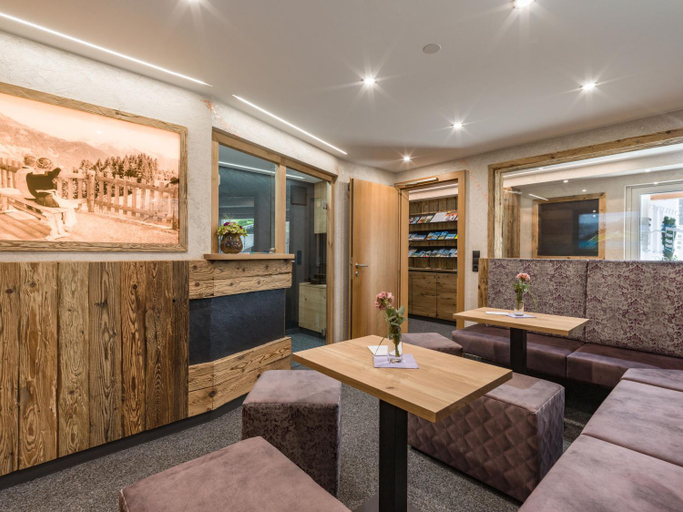 Public Area 2, Garni Nill, Schwaz