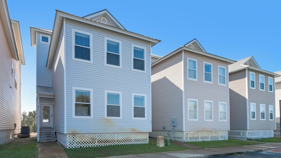 Exterior & Views 2, 4-bedroom Cottage in Seacrest Beach ~ Gulf Views ~ Community Pool, Walton