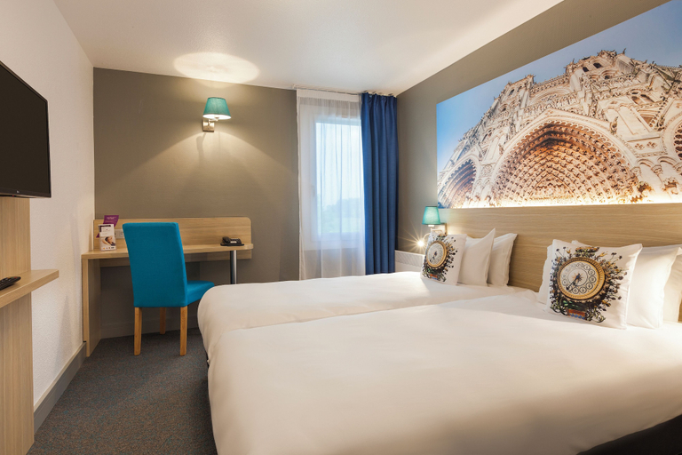 Bedroom 3, Brit Hotel Confort Amiens, Somme