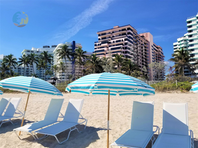 Exterior & Views, Alexander 521 3 Bedroom Apts by RedAwning, Miami-Dade