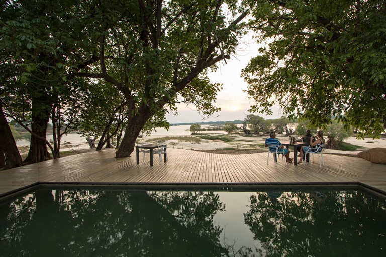 Others 5, Chundu Island, Livingstone
