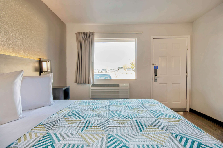 Bedroom 13