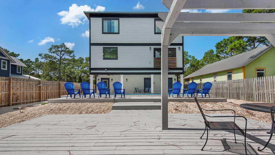 Exterior & Views 2, Private Saltwater Pool in Seagrove, Garage Parking, Sleeps 13, Walton