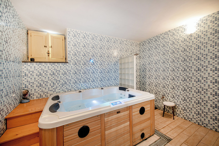 Bathroom 3, Hotel Solcalante, Napoli