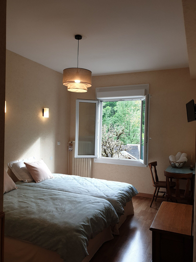 Bedroom 4, Aux Gorges du Dourdou, Aveyron