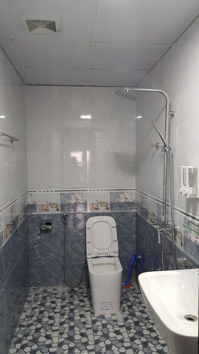 Bathroom 5, Xuan Thanh Hotel, Thanh Hóa City