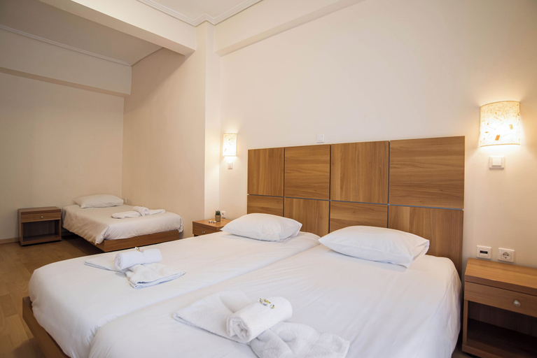 Bedroom 3, Tholos, Central Greece