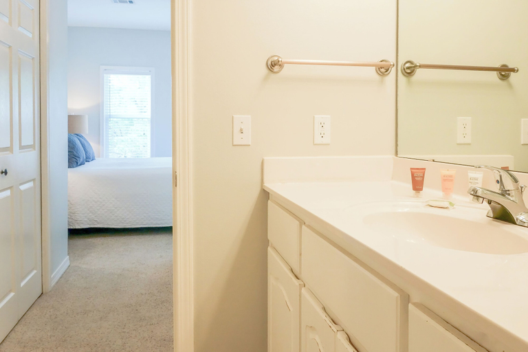 Bathroom 3, Pet Friendly - 2 Community Pools - Modern Beach House Charm, Walton