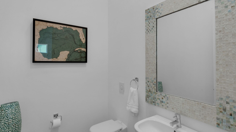 Bathroom 4, Minutes to Beach & Largest Public Beach Access, Modern New Build in Inlet, Walton