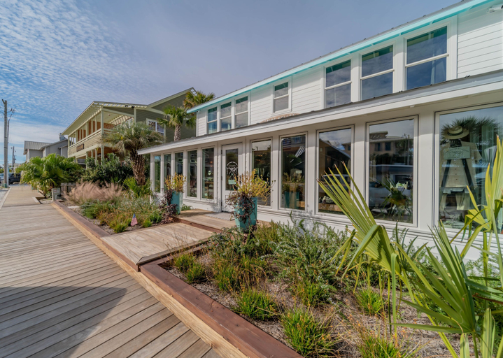 Exterior & Views 2, Cole Bin 3 Bedroom Home by RedAwning, Walton