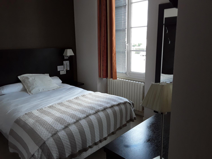 Bedroom 3, Le Relais, Mayenne