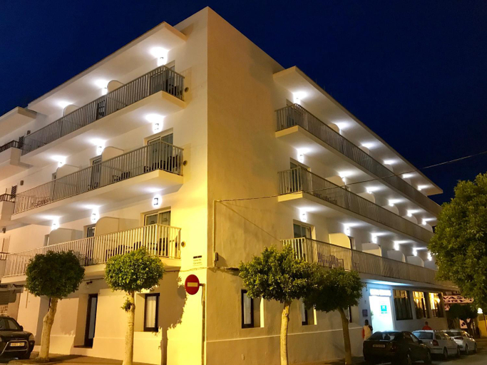 2, Hostal Cervantes, Baleares