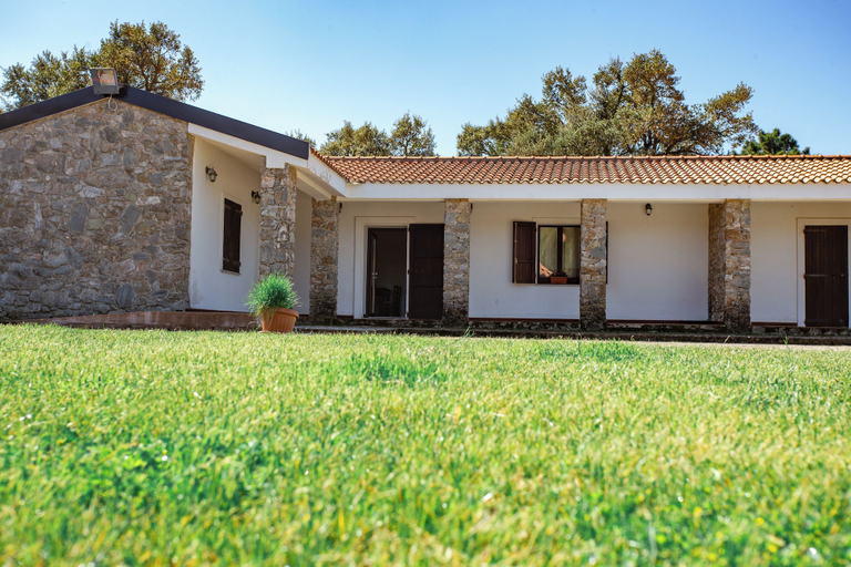 Exterior & Views, Monte Pirastru Country Resort, Sassari