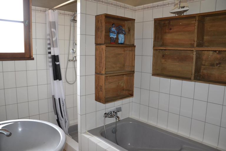 Bathroom 4, Domaine Le Mathi : gite Le Mas, Lot-et-Garonne