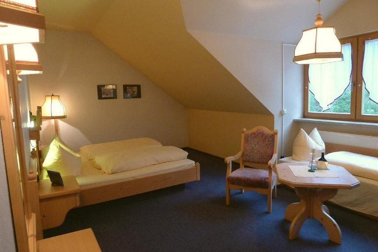 Bedroom 4, Hotel und Restaurant Moosmühle, Ansbach