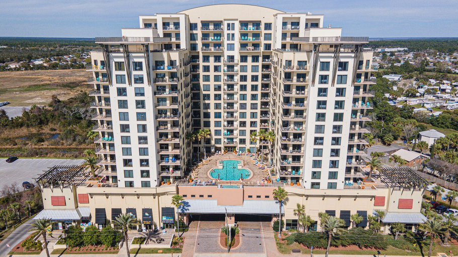 Exterior & Views 2, Seashell Haven Resort Style Amenities!, Bay
