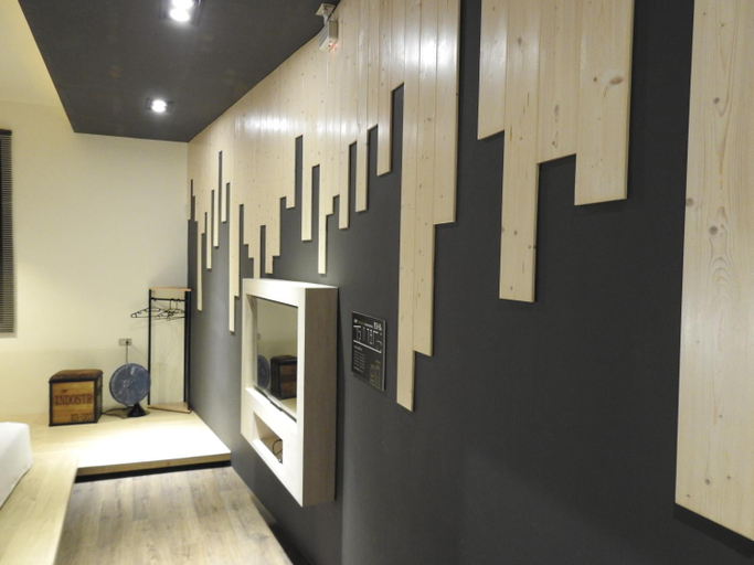Others 5, True-FDs Inn, Pingtung