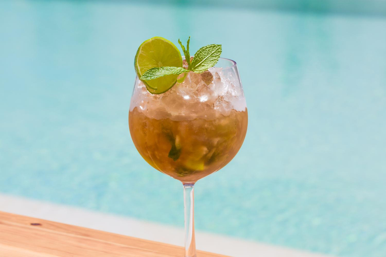 Food & Drinks 4, Sunrise Suites, Baleares