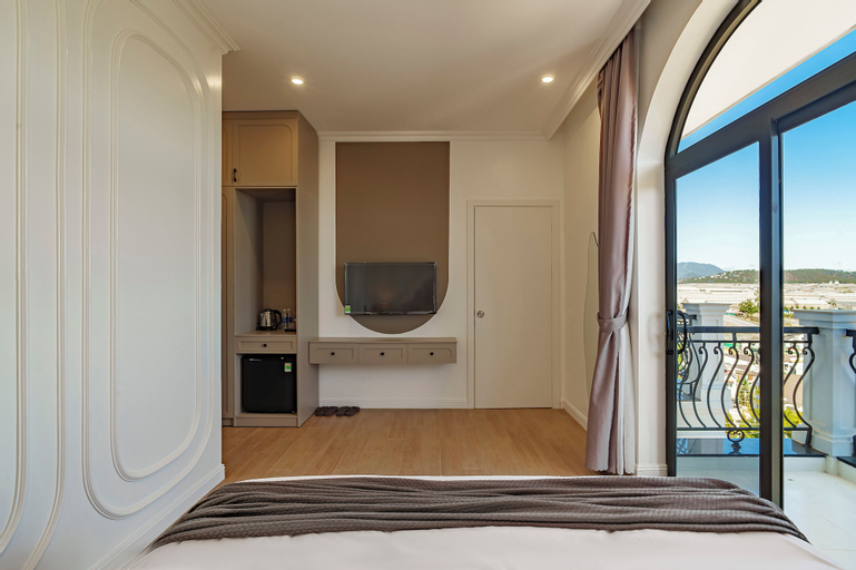 Bedroom 7