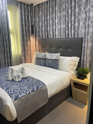 Bedroom 6