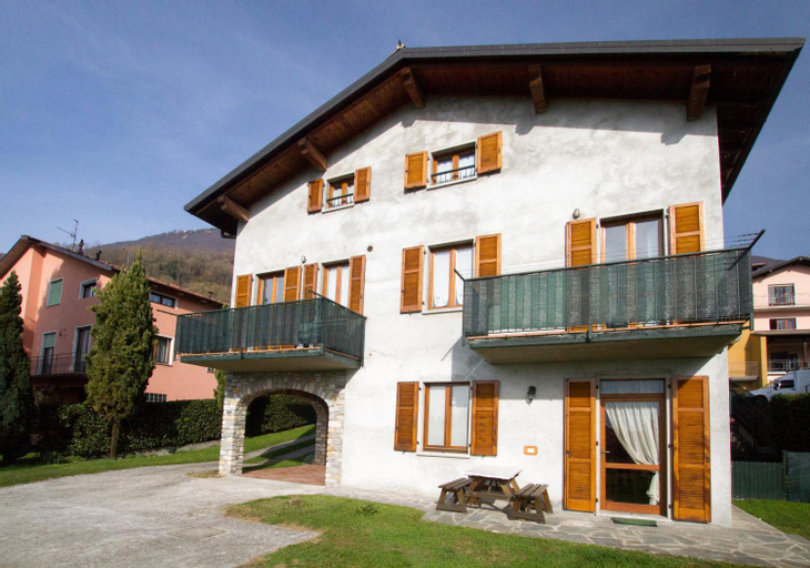 Guest House Il Nido dello Svasso -Foresteria Lombarda-, Como