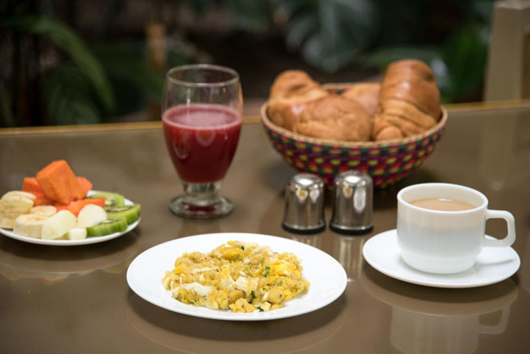 Food & Drinks 4, Hotel La Orquidea, Cuenca