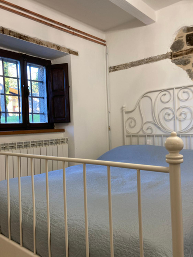 Bedroom 2, La pecora e l agnello, Arezzo