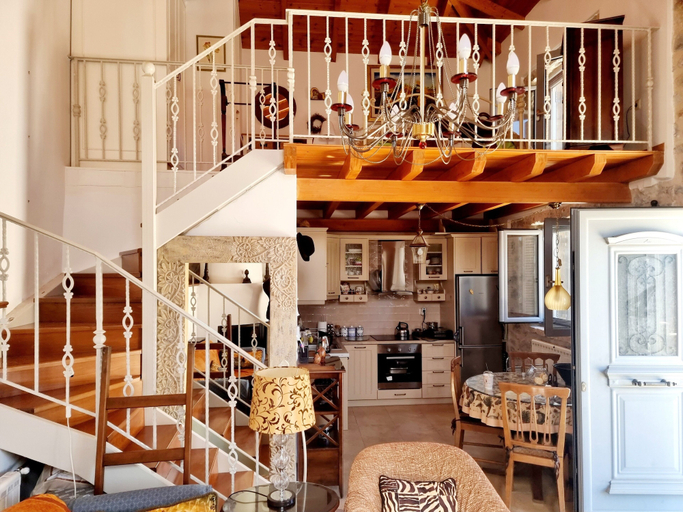 Room 3, Stone Suites & Villas by Open City Hotel, Peloponnese