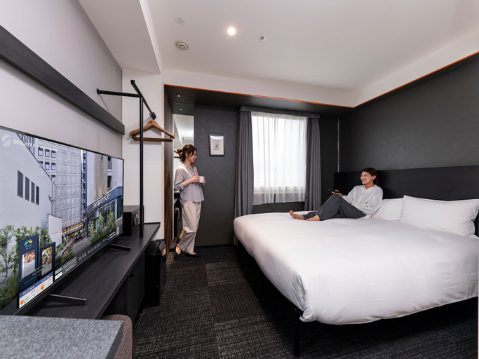 Bedroom 25