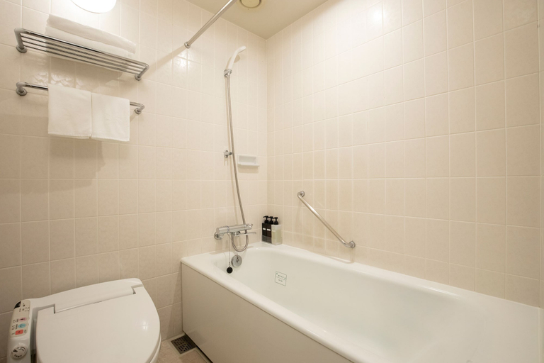 Bathroom 4, Hotel Cadenza Tokyo, Nerima