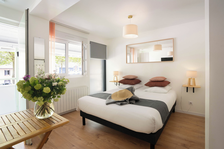 Bedroom 13